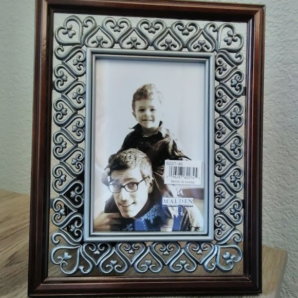 NIB 4 X 6 Ornate Frame - Picture 1 of 4